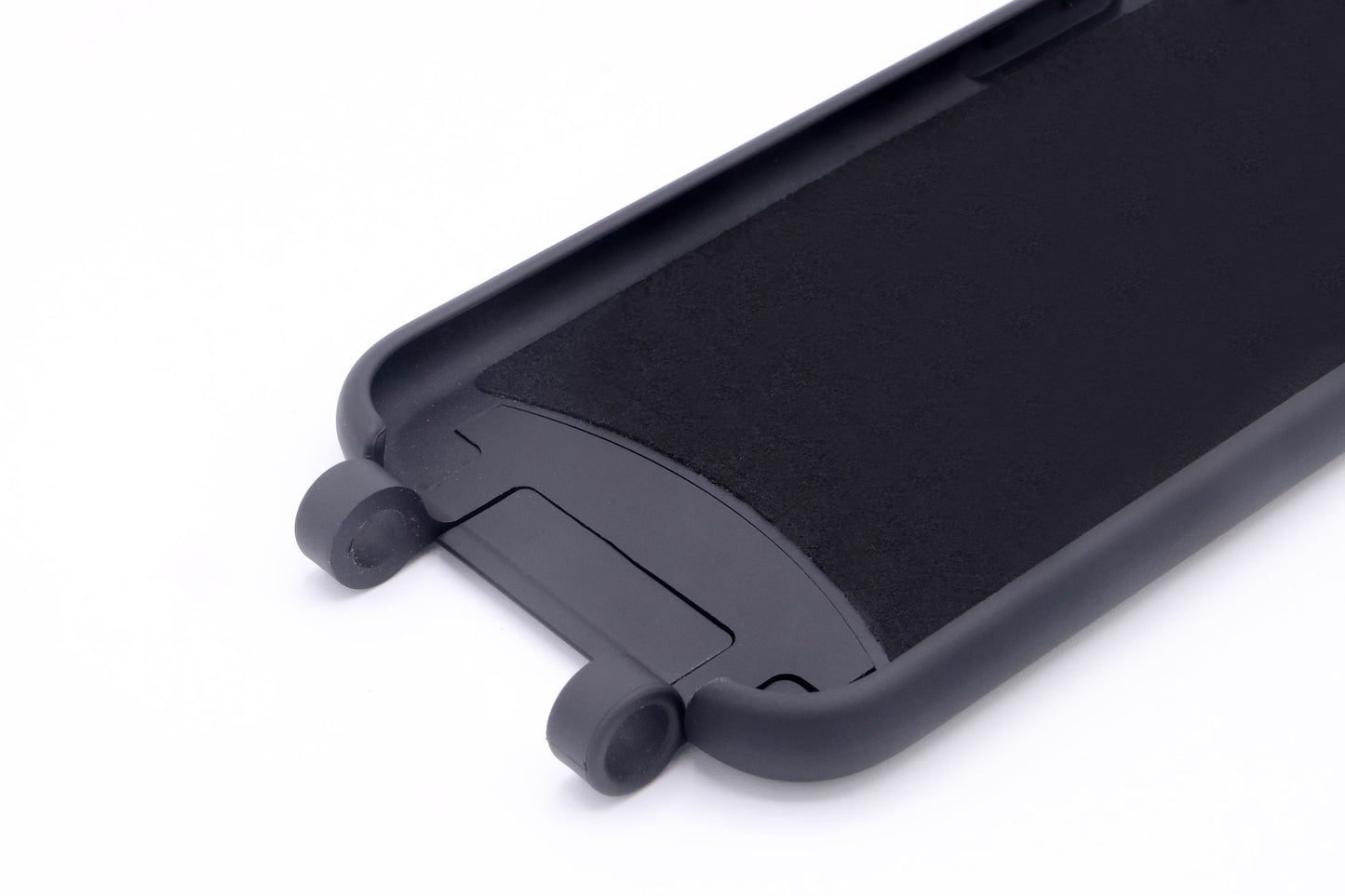 2in1 Hülle mit Ösenclip Schwarz