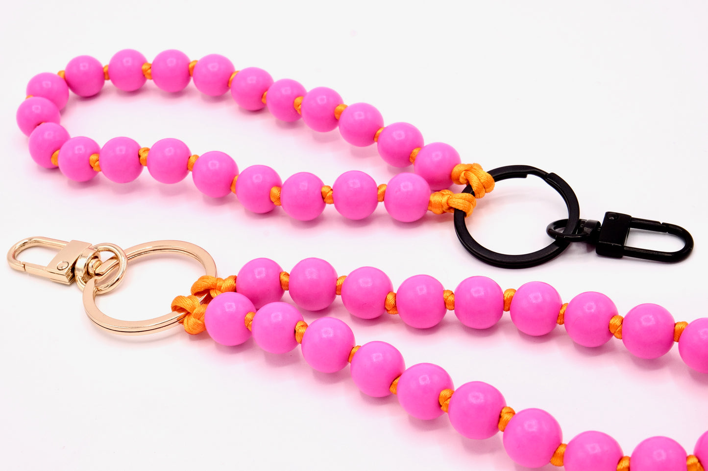 Schlüsselanhänger aus Holzperlen mit Karabiner Neonpink/Orange