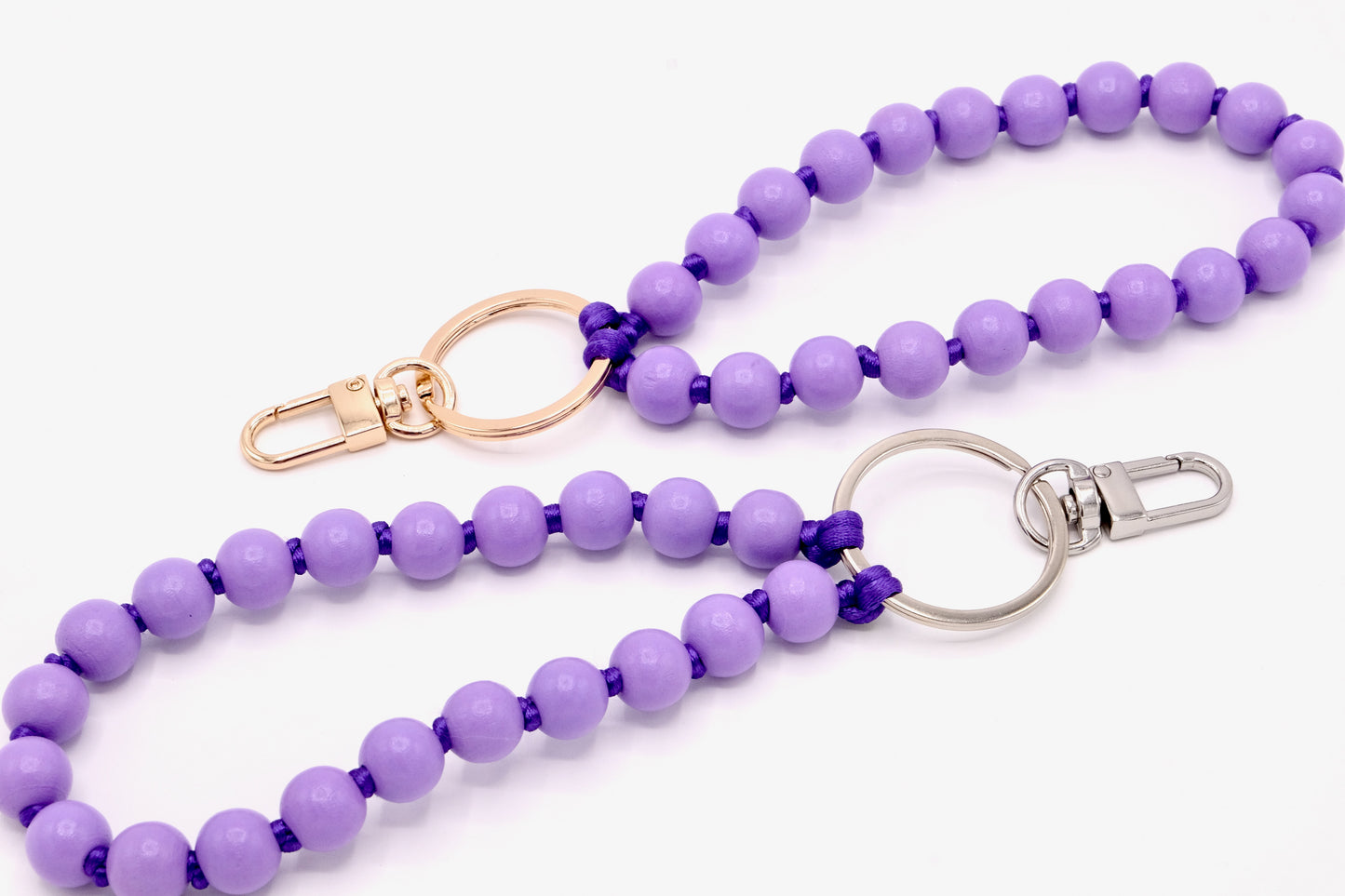 Schlüsselanhänger aus Holzperlen mit Karabiner Lila/Lila