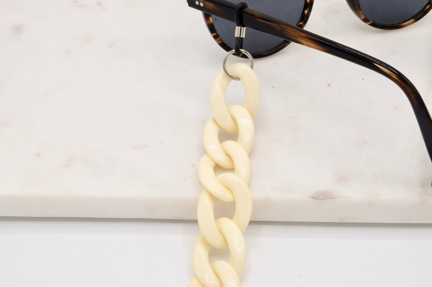 Brillenkette Größe M Creme