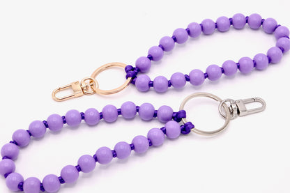 Schlüsselanhänger aus Holzperlen mit Karabiner Lila/Lila