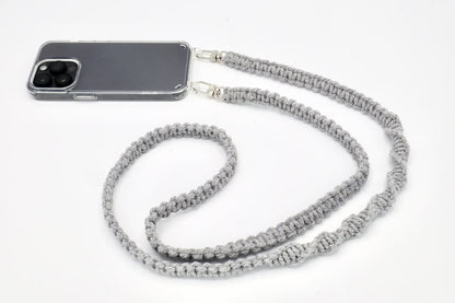 Handykette - Makramee Band mit Karabinern Grau